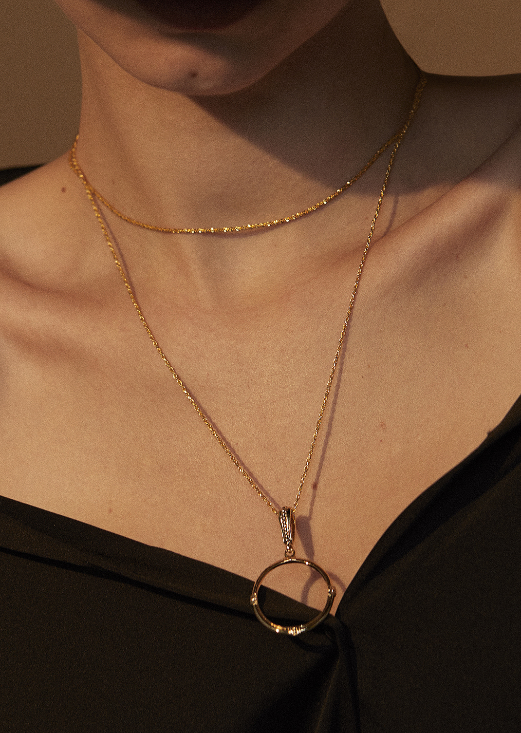 Classic Frame Necklace